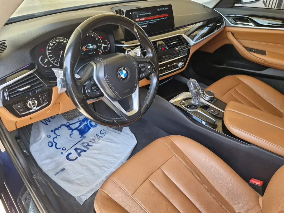 2018 BMW 5 Series 520i 