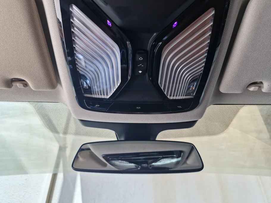 2018 BMW 5 Series 520i 