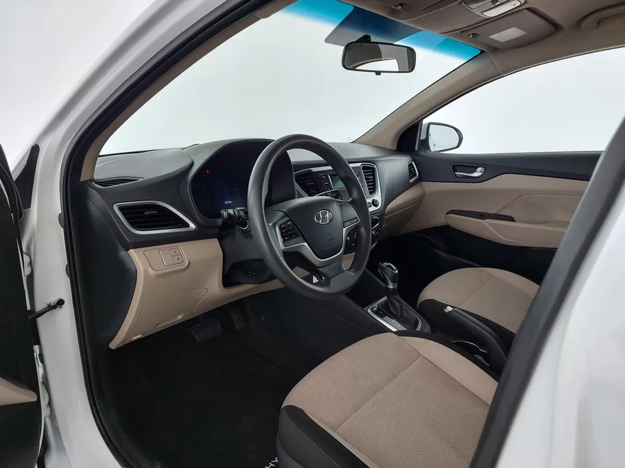 2022 Hyundai Accent Smart 