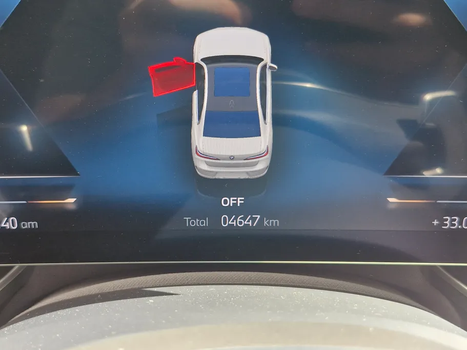 بي ام دبليو الفئة السابعة 735i 2025 