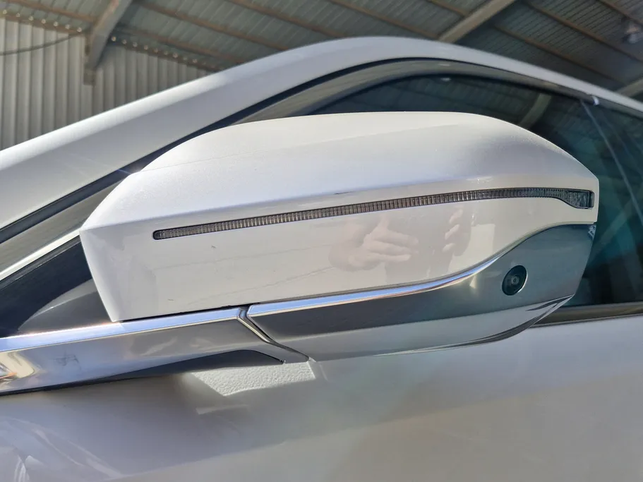 بي ام دبليو الفئة السابعة 735i 2025 