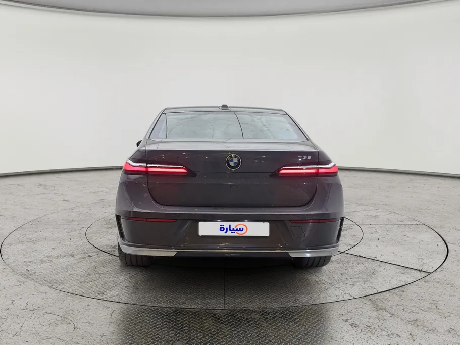 2023 BMW 7 Series 735i 