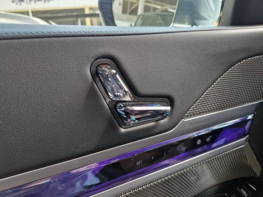 بي ام دبليو الفئة السابعة 735i 2023 
