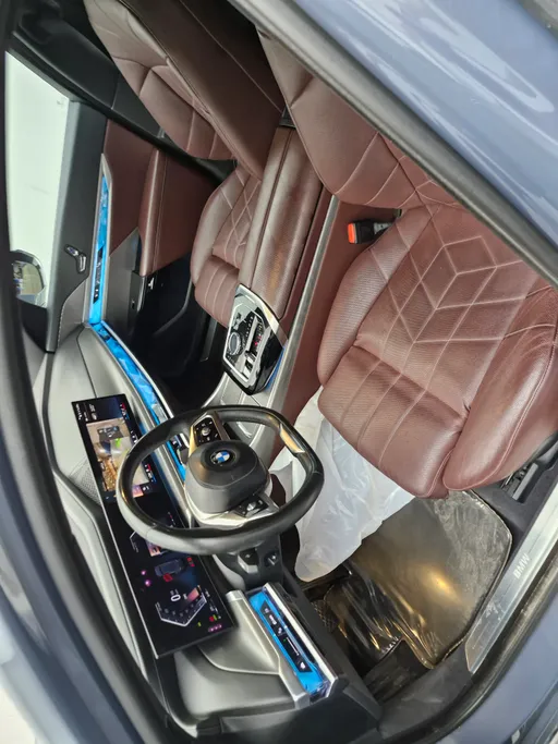 2023 BMW 7 Series 735i 