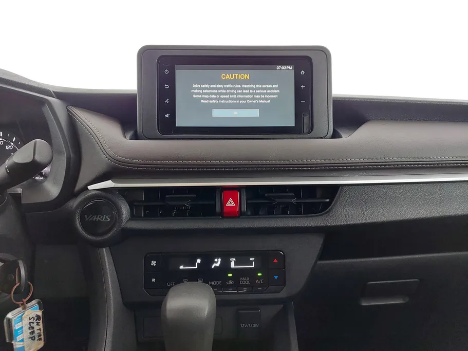 2023 Toyota Yaris  Y 