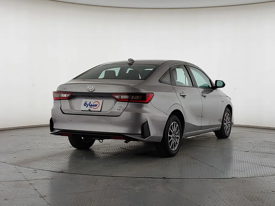 2023 Toyota Yaris  Y 