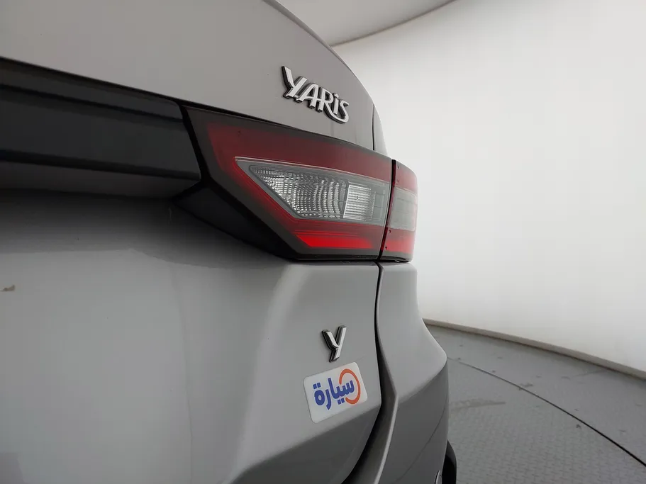 2023 Toyota Yaris  Y 