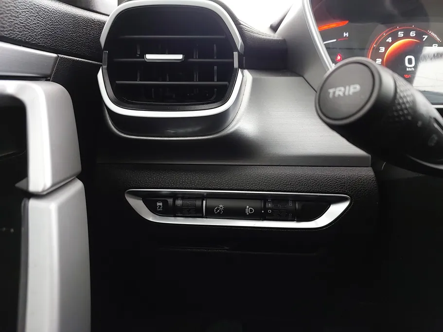 2023 Geely Coolray Basic GS 
