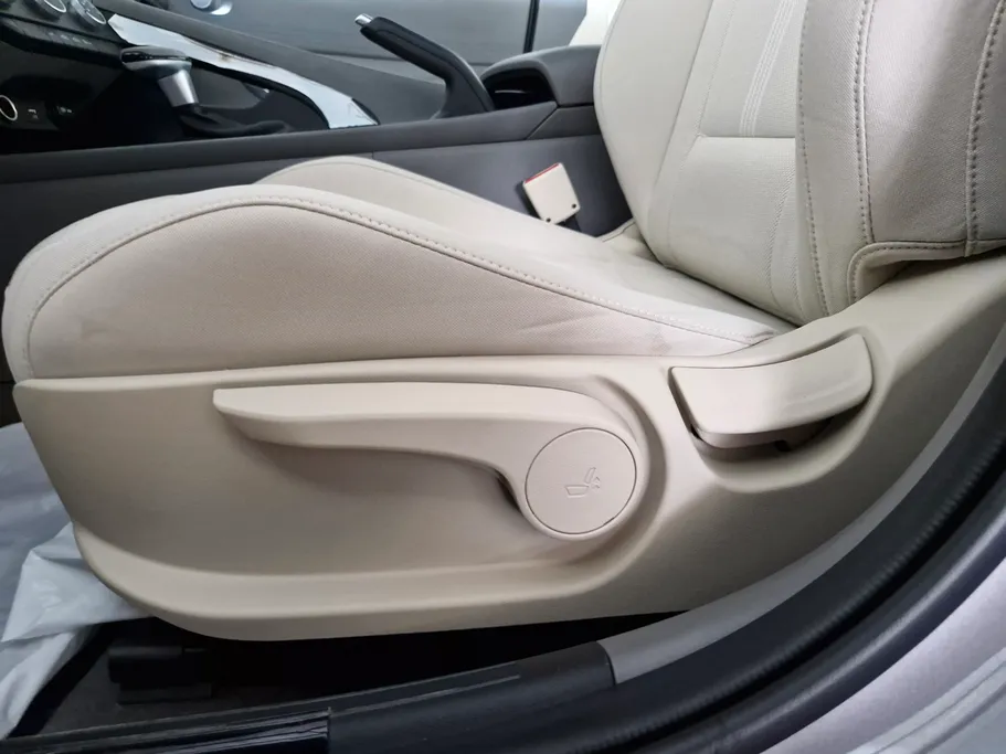 2023 Hyundai Elantra Smart 