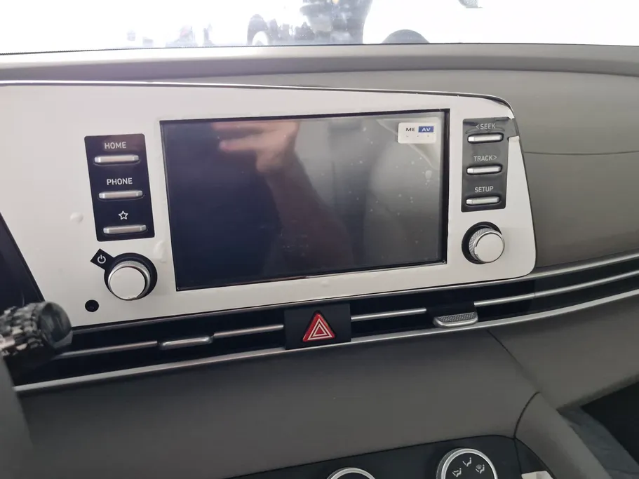 2023 Hyundai Elantra Smart 