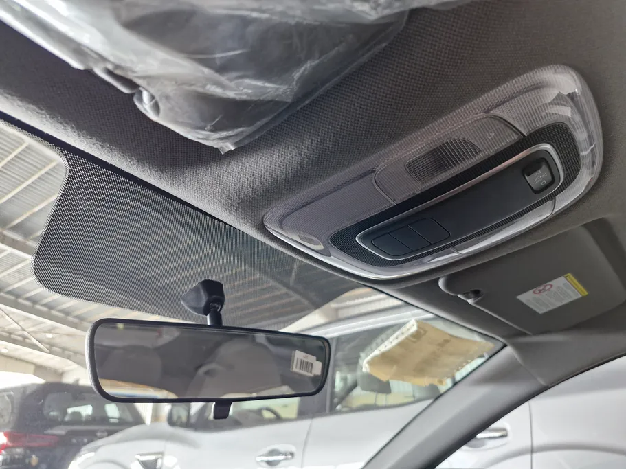 2023 Hyundai Elantra Smart 