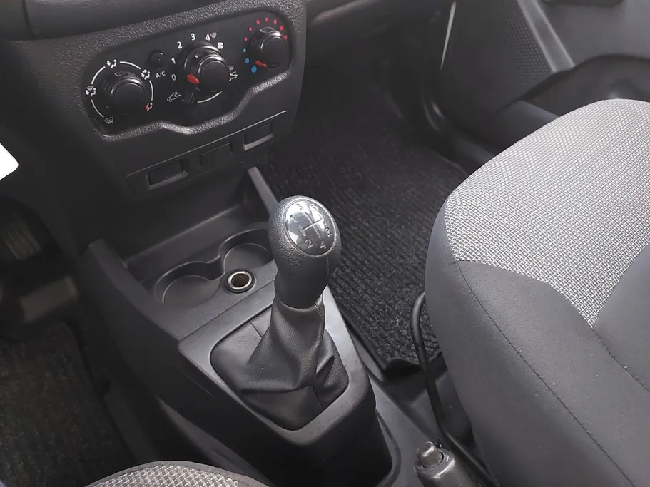 2020 Renault Docker Van بضاعة 