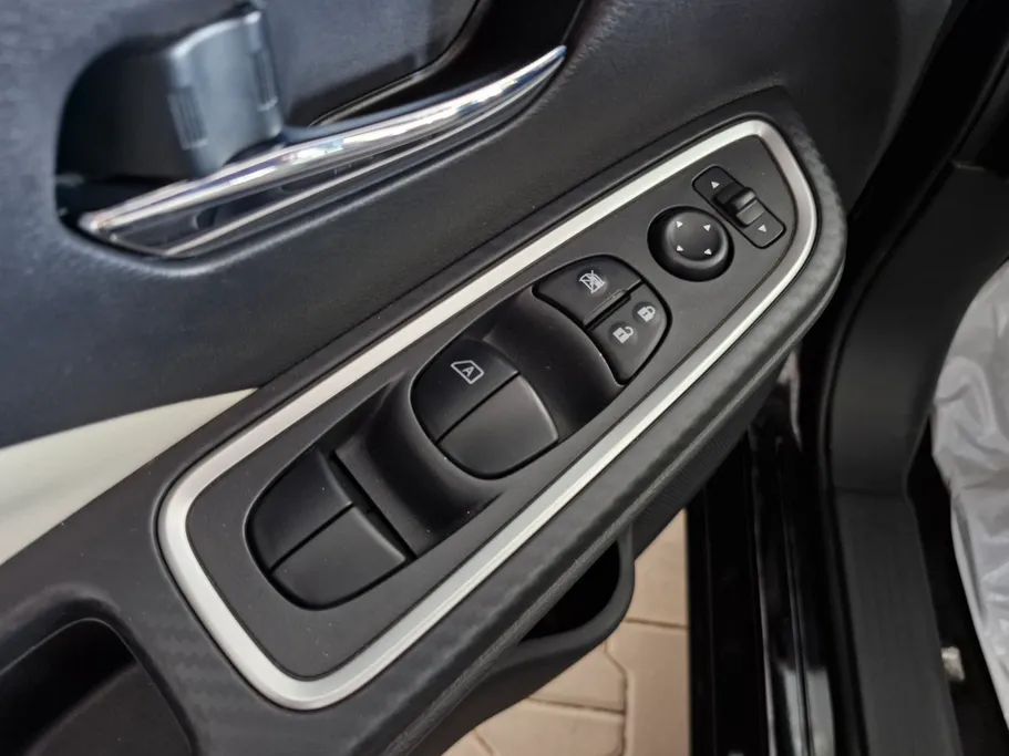 2024 Nissan Sunny SL 