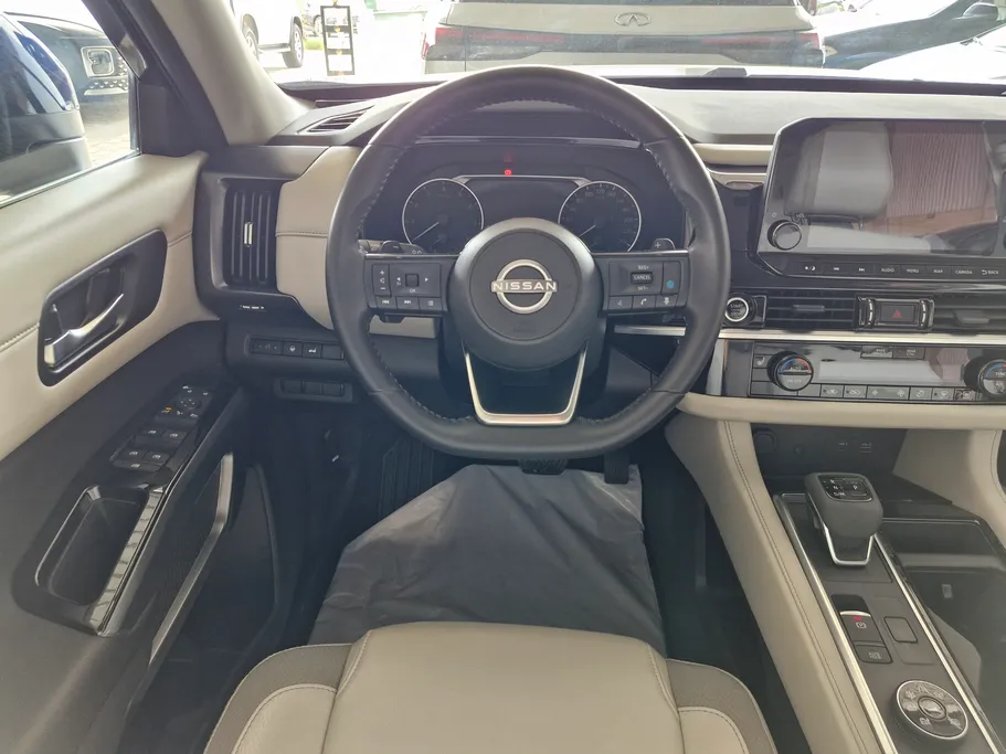 نيسان باثفندر SV 2023 