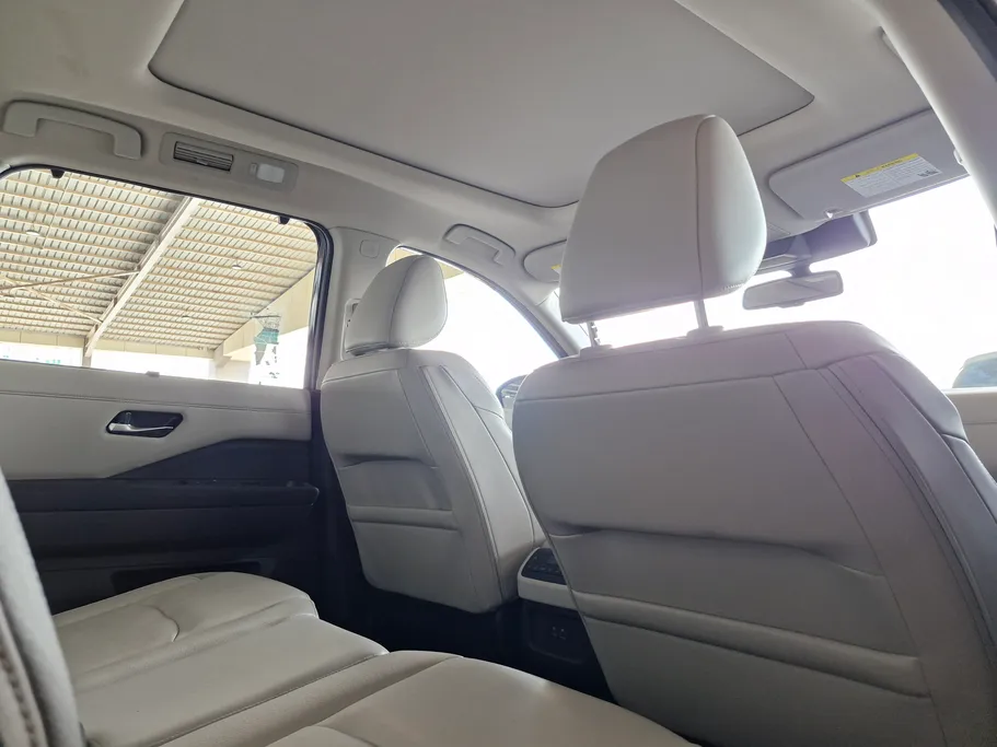 نيسان باثفندر SV 2023 