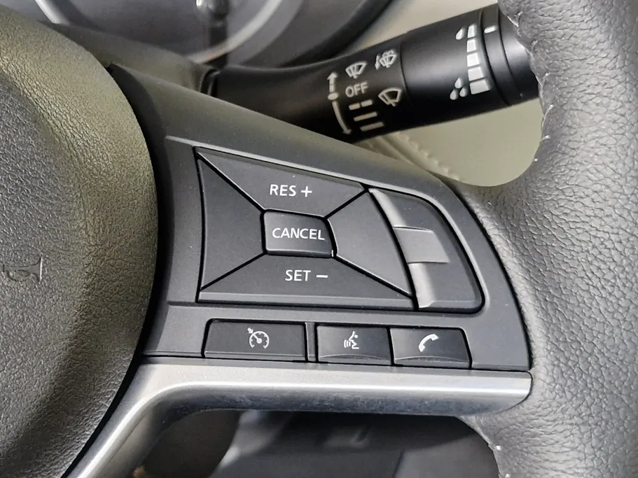 نيسان صني SL 2024 