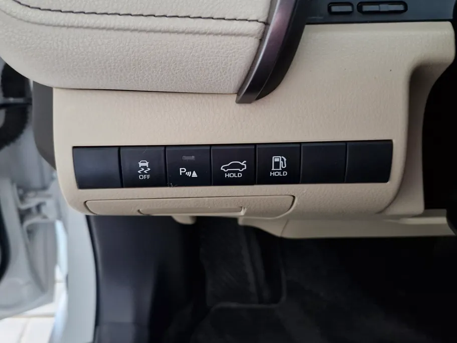2023 Toyota Camry  LE 