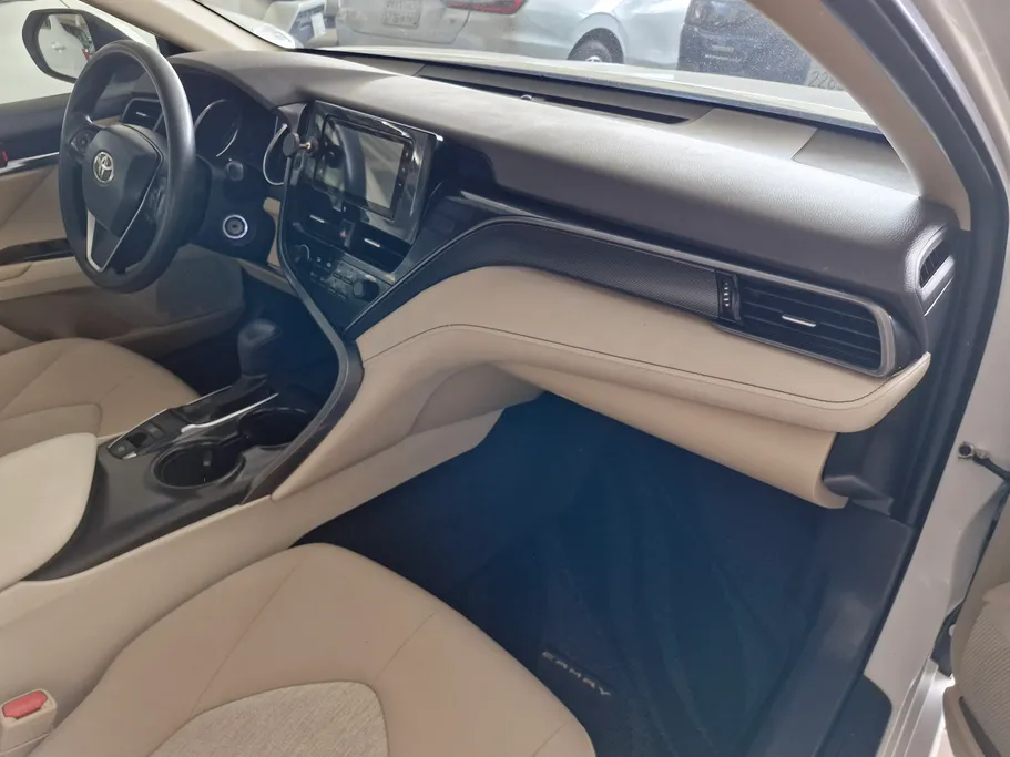 2023 Toyota Camry  LE 
