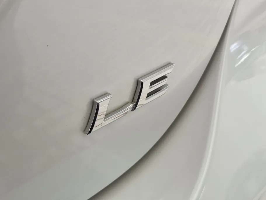 2023 Toyota Camry  LE 