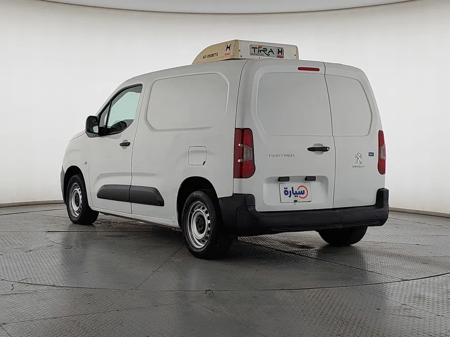 بيجو بارتنر Short van 2023 