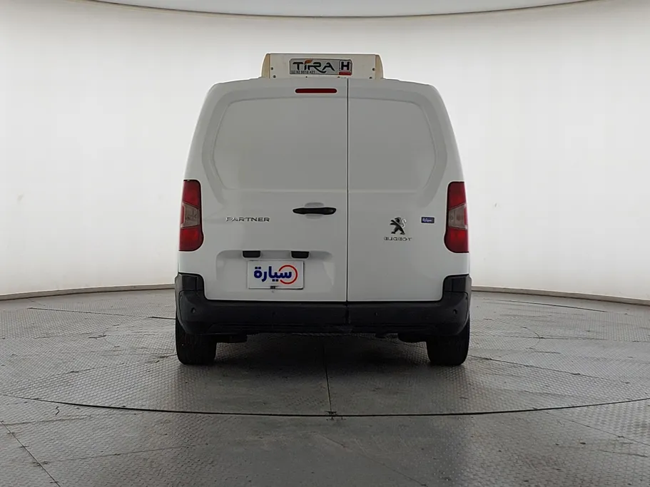 بيجو بارتنر Short van 2023 
