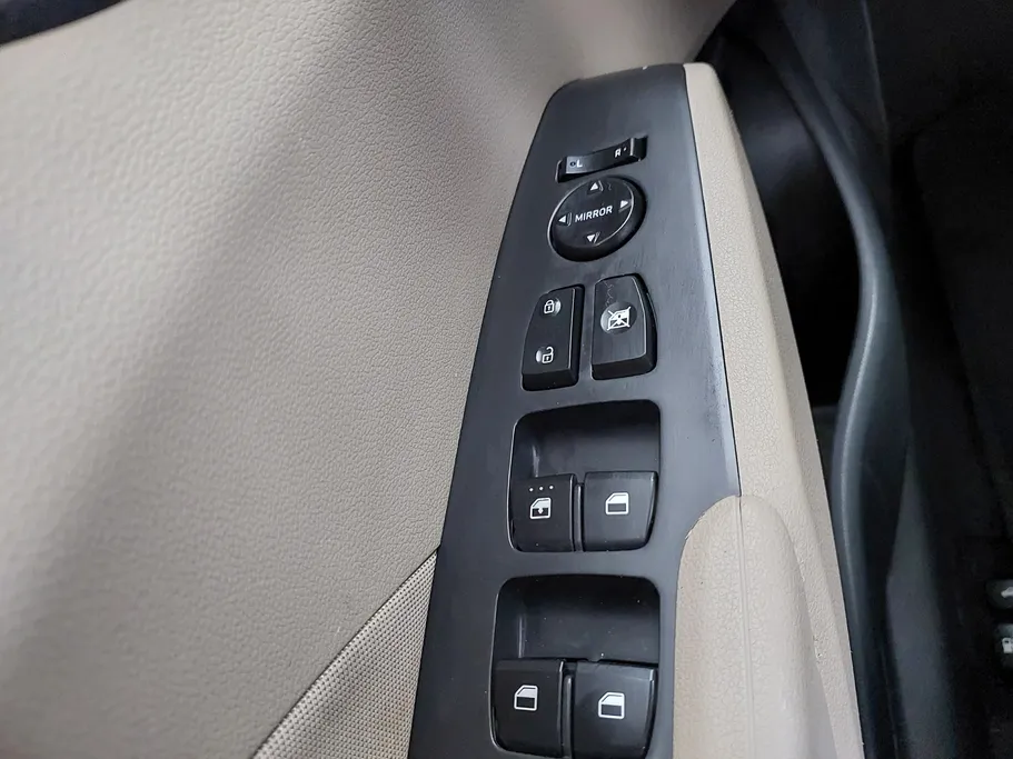 2023 Hyundai Accent Smart 