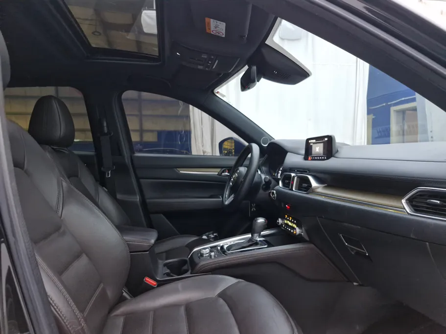 2020 Mazda CX5 Signature 