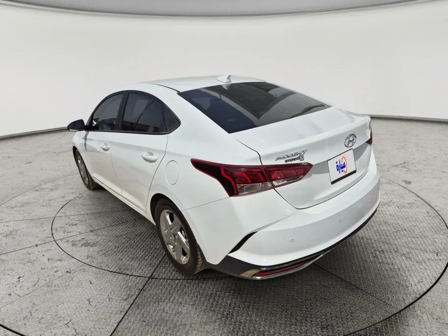2022 Hyundai Accent Mid 