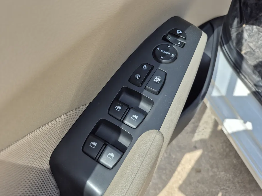 2022 Hyundai Accent Mid 