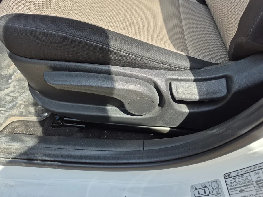 2022 Hyundai Accent Mid 