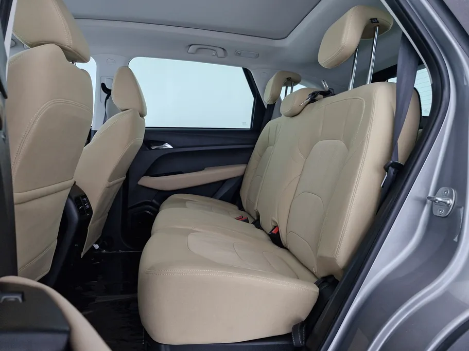 شفروليه كابتيفا Premier 2025 