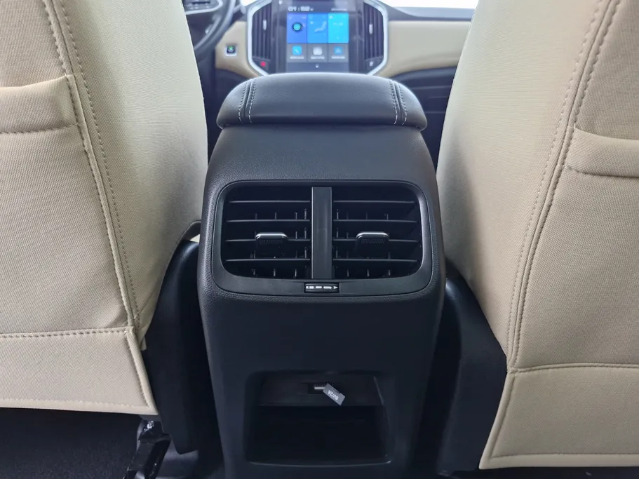 شفروليه كابتيفا Premier 2025 