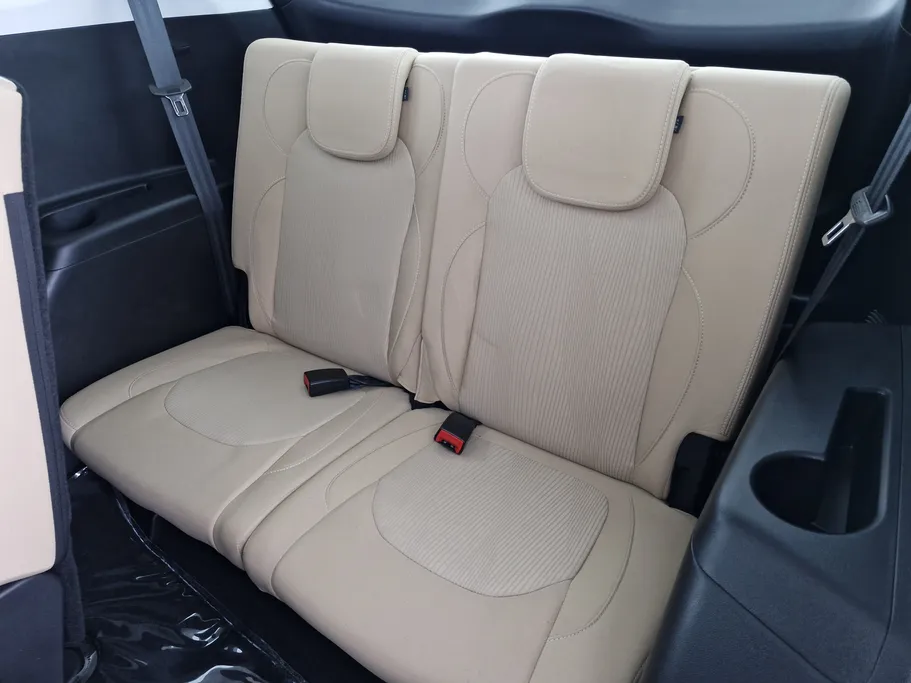 شفروليه كابتيفا Premier 2025 