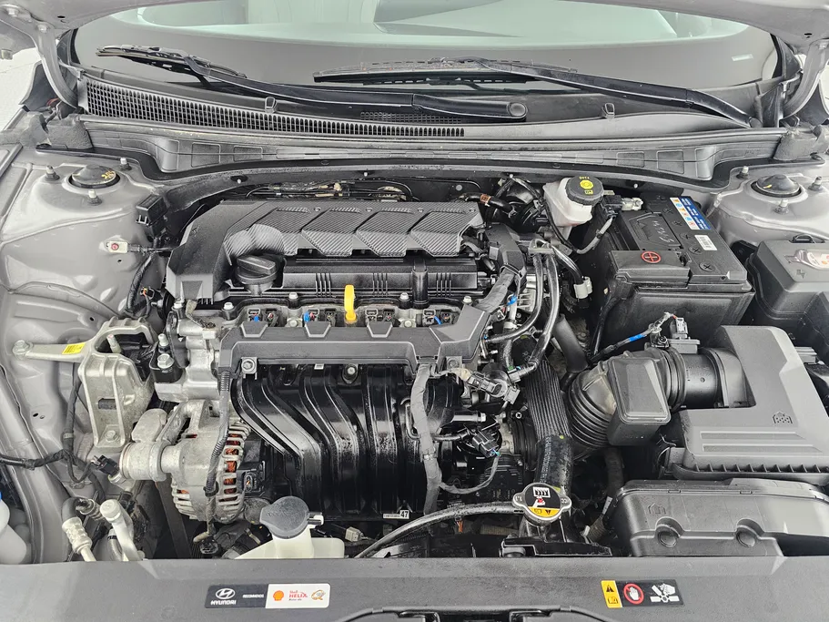 2023 Hyundai Elantra Smart 
