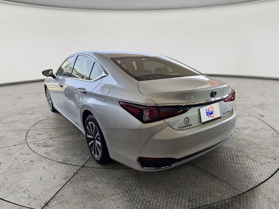 لكزس ES 250 AA Elegant 2025 