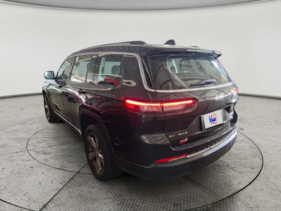 جيب جراند شيروكي ليمتد 2022 