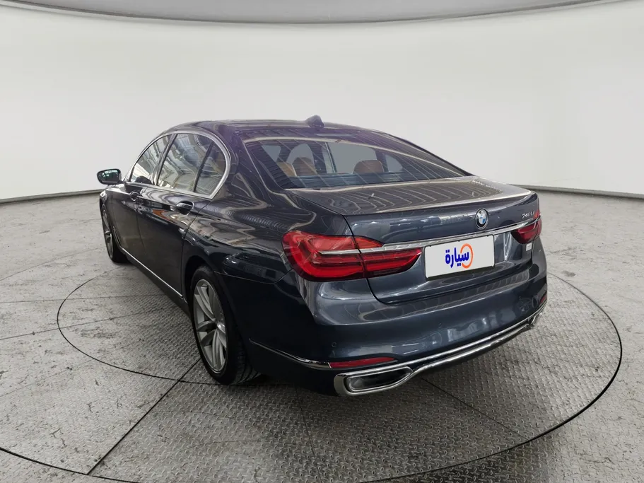 2018 BMW 7 Series 740Li 