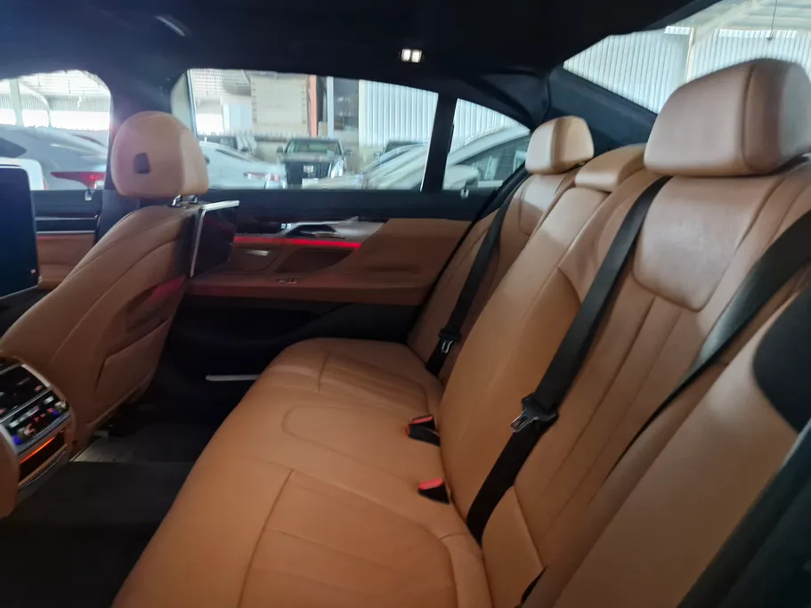 2018 BMW 7 Series 740Li 