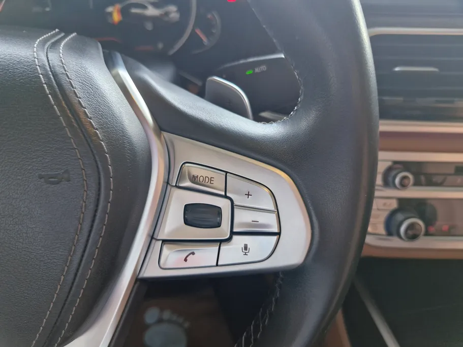 بي ام دبليو الفئة السابعة 740Li 2019 