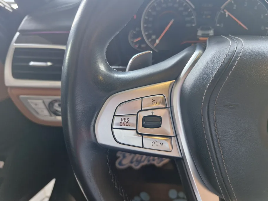 بي ام دبليو الفئة السابعة 740Li 2019 