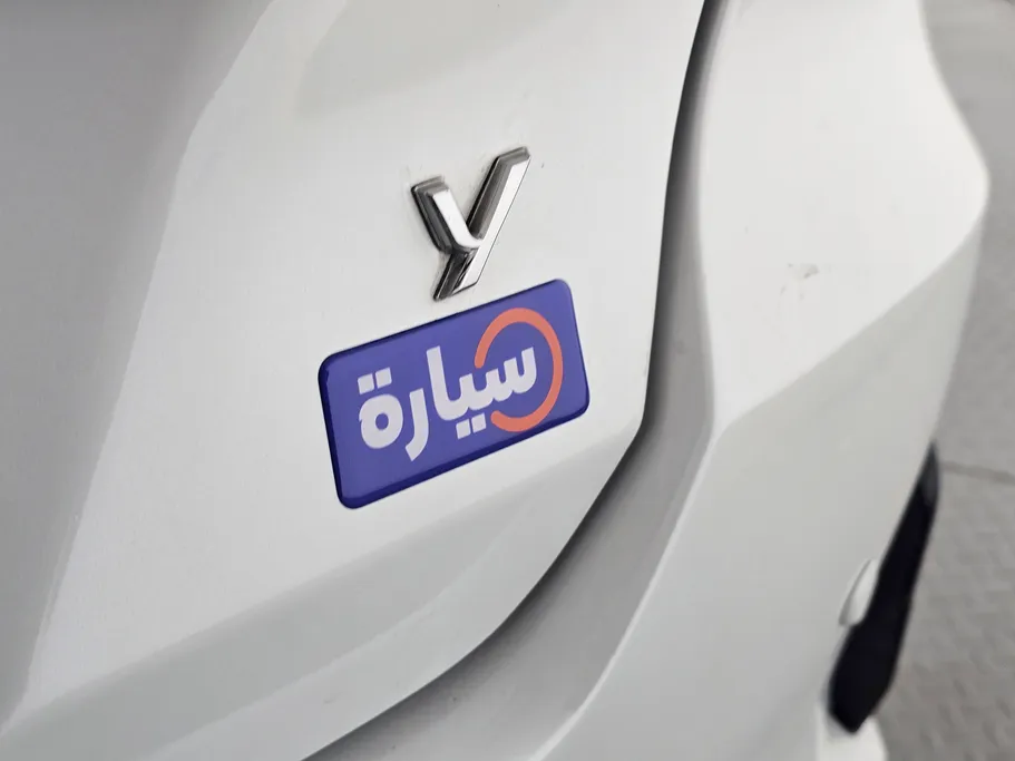 2023 Toyota Yaris  Y 
