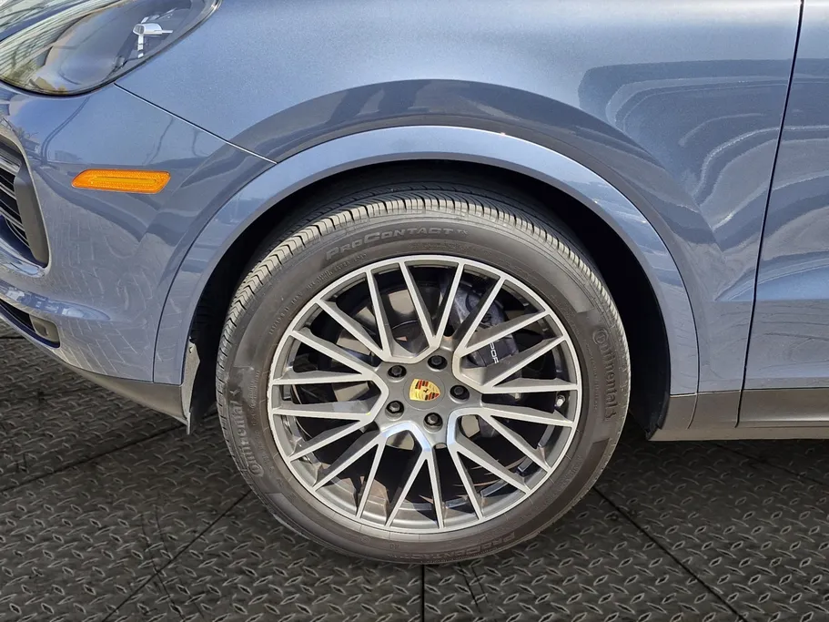 2020 Porsche Cayenne Basic 