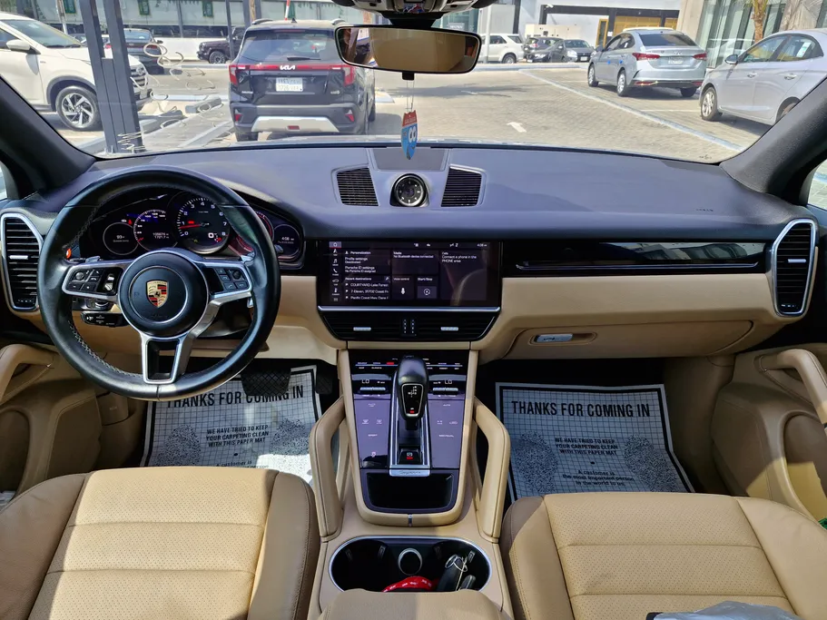 2020 Porsche Cayenne Basic 