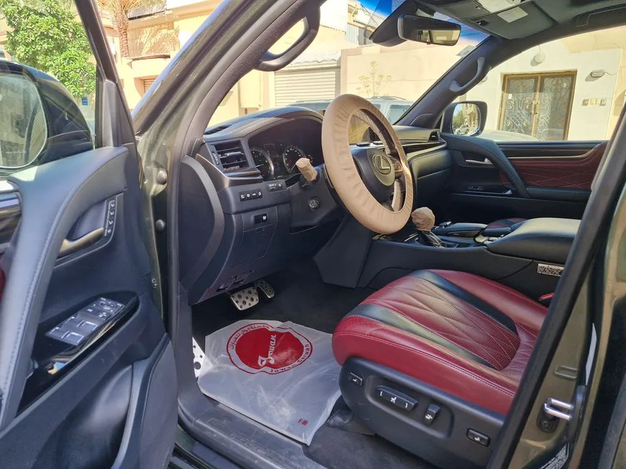 لكزس LX 570 Black Ed. 2021 