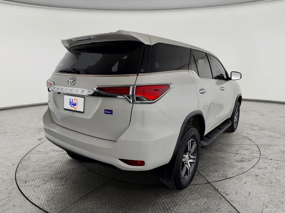 تويوتا فورتشنر GX 2020 