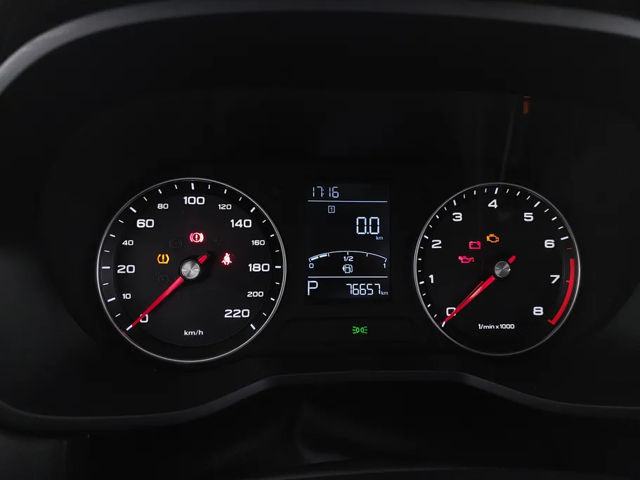 ام جي 5 STD 2023 