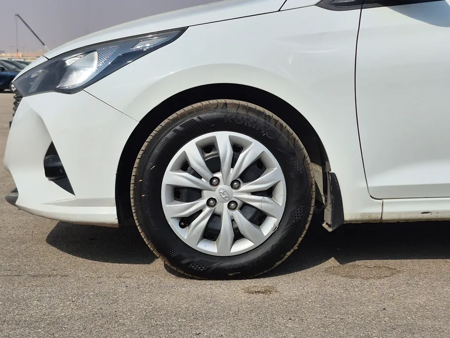 2023 Hyundai Accent Smart 