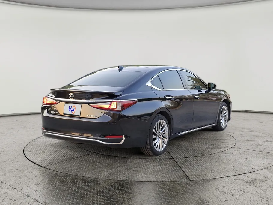لكزس ES 250 BD Excellence Plus 2022 