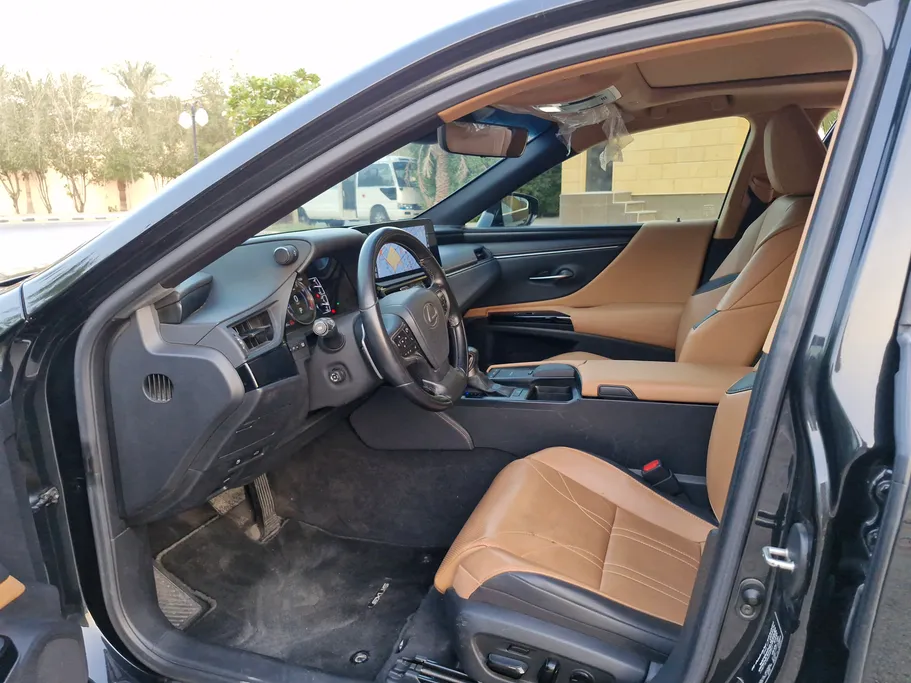 لكزس ES 250 BD Excellence Plus 2022 