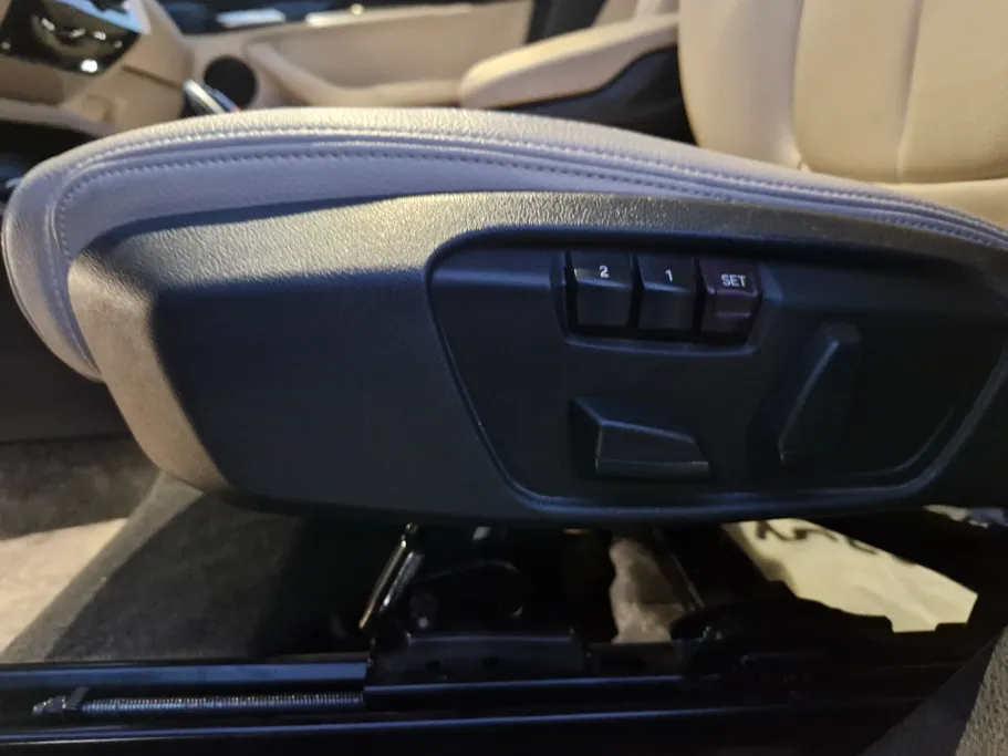 2019 BMW X Series X1sDrive20i A  